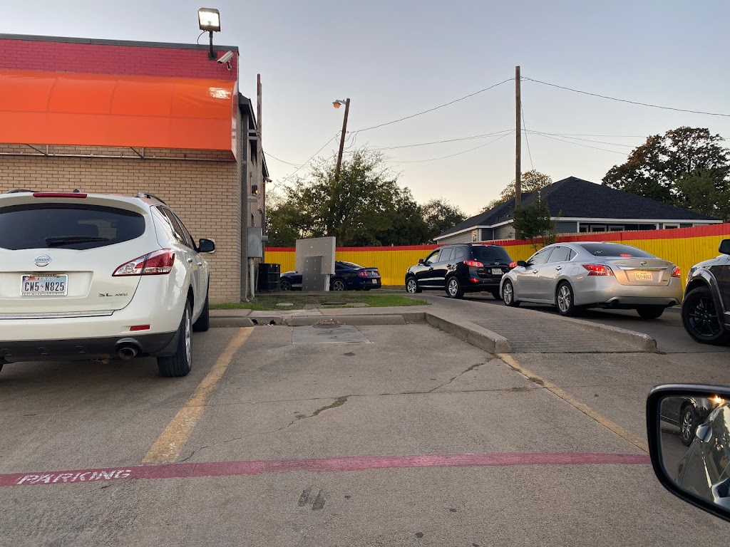 Williams Fried Chicken | 4313 E Berry St, Fort Worth, TX 76105, USA | Phone: (817) 534-5600