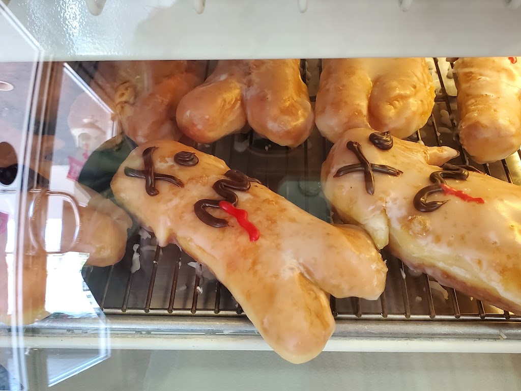 Zombee Donuts | 802 E Chapman Ave, Fullerton, CA 92831, USA | Phone: (714) 879-1078