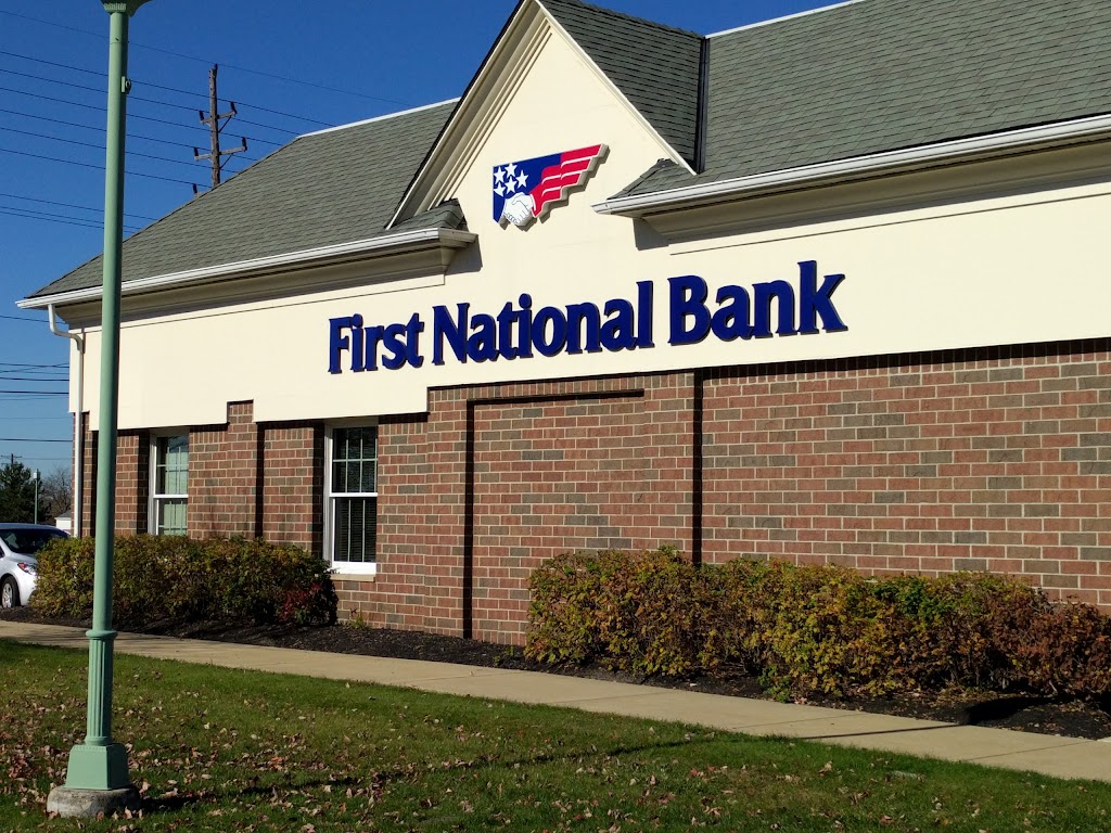 First National Bank | Meadowbrook Market Square, 413 Northfield Rd, Bedford, OH 44146, USA | Phone: (440) 439-2200