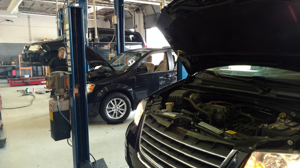 Meineke Car Care Center | 8829 US-24 W, Fort Wayne, IN 46804, USA | Phone: (260) 205-8595