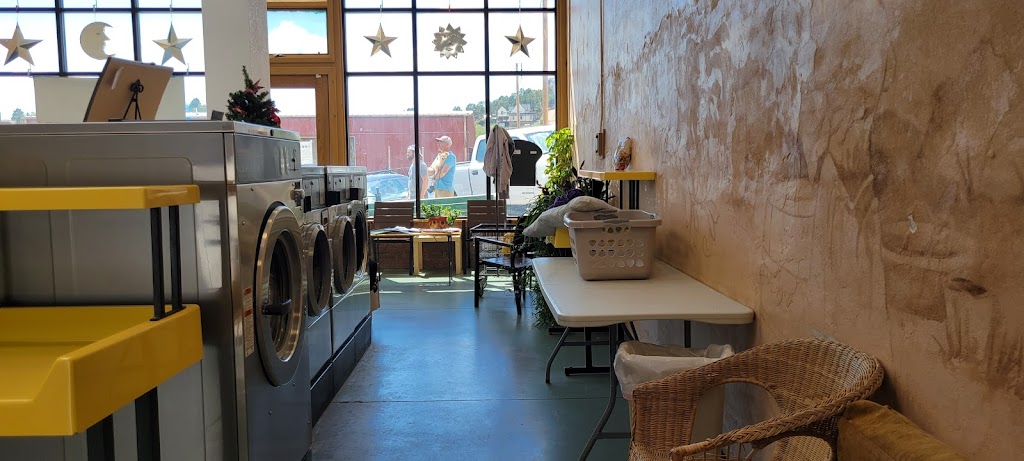 Victor Laundromat | 106 S 4th St, Victor, CO 80860 | Phone: (719) 689-9100