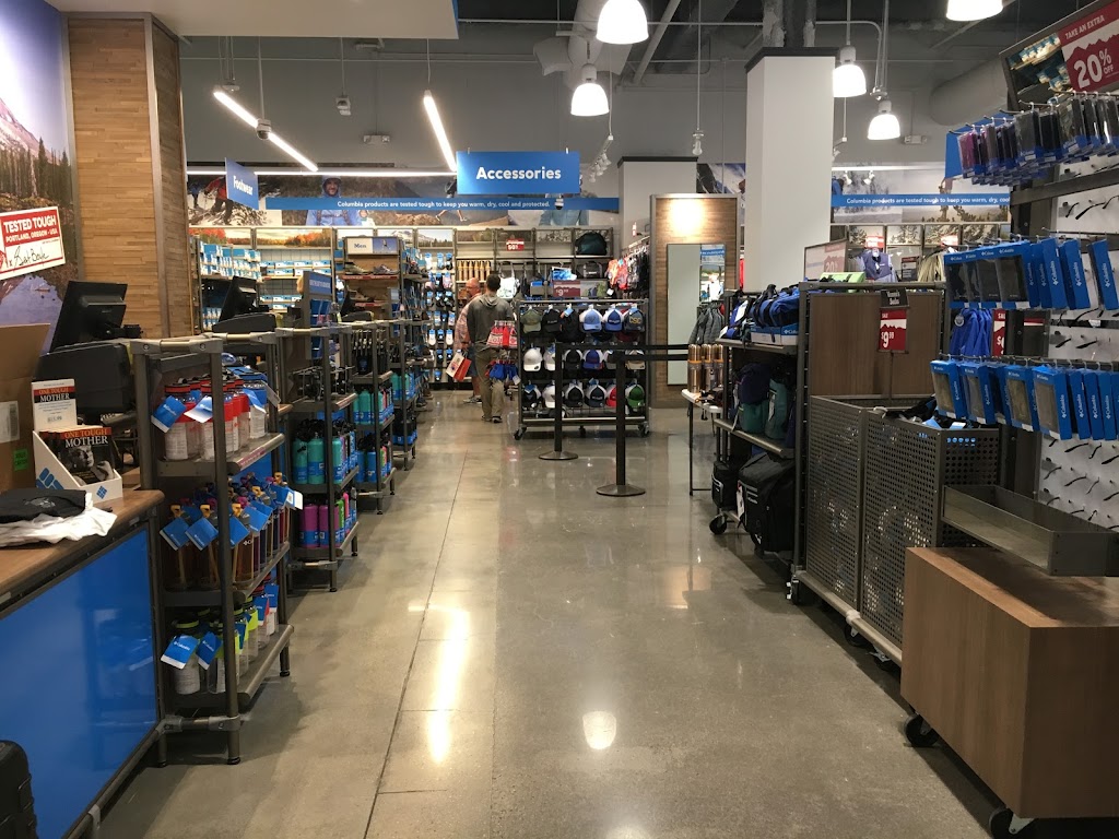 Columbia Factory Store | 35 Bay St #570, Long Beach, CA 90802, USA | Phone: (562) 506-0758