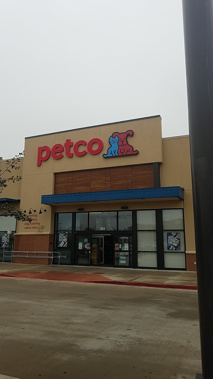 Petco | 2000 FM 663 #300, Midlothian, TX 76065, USA | Phone: (469) 672-8039