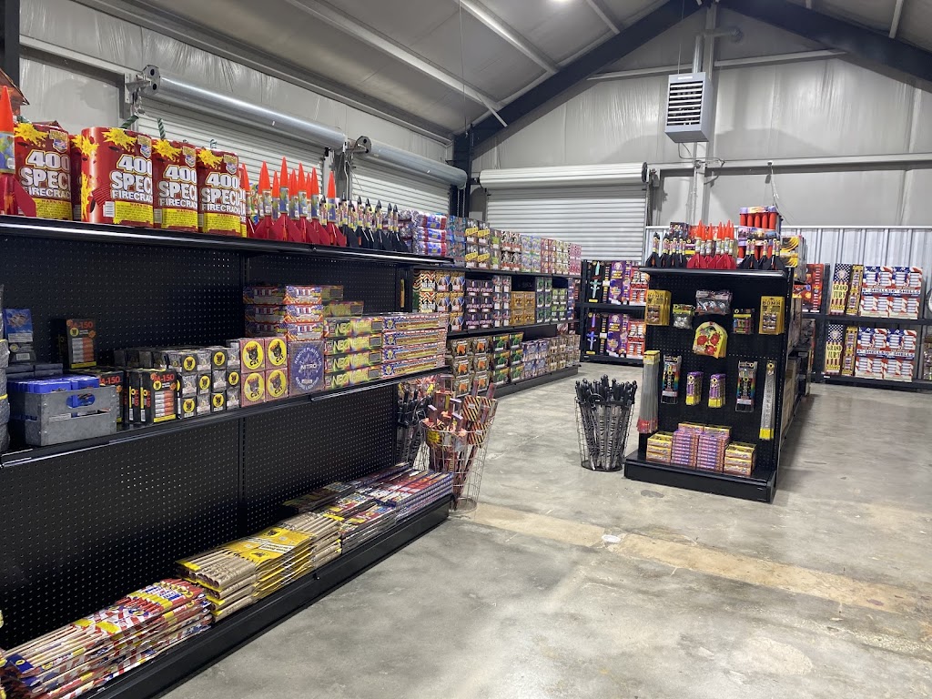 Steel City Fireworks Co. Superstore | 6683 Hwy 17, Maylene, AL 35114, USA | Phone: (205) 881-8575