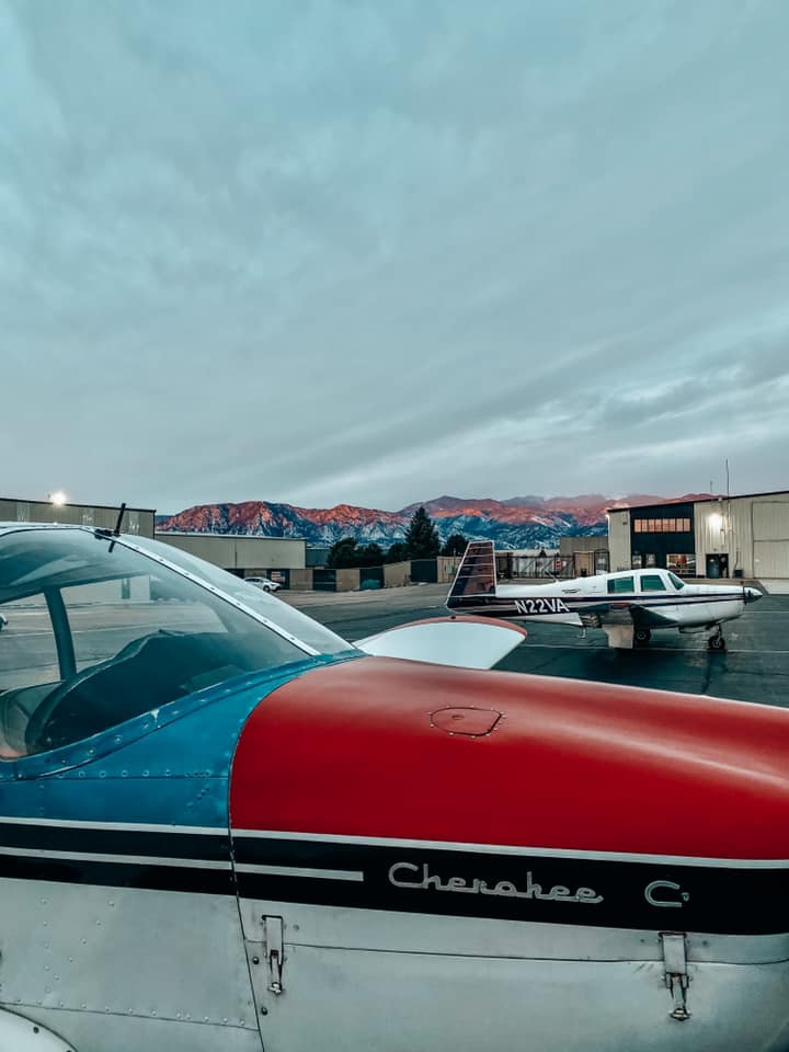 Arapahoe Flight Club | 1360 Aviation Way, Colorado Springs, CO 80916, USA | Phone: (719) 375-0634