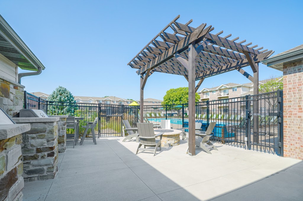 Highland View Apartments | 4441 N 1st St, Lincoln, NE 68521, USA | Phone: (402) 436-3483