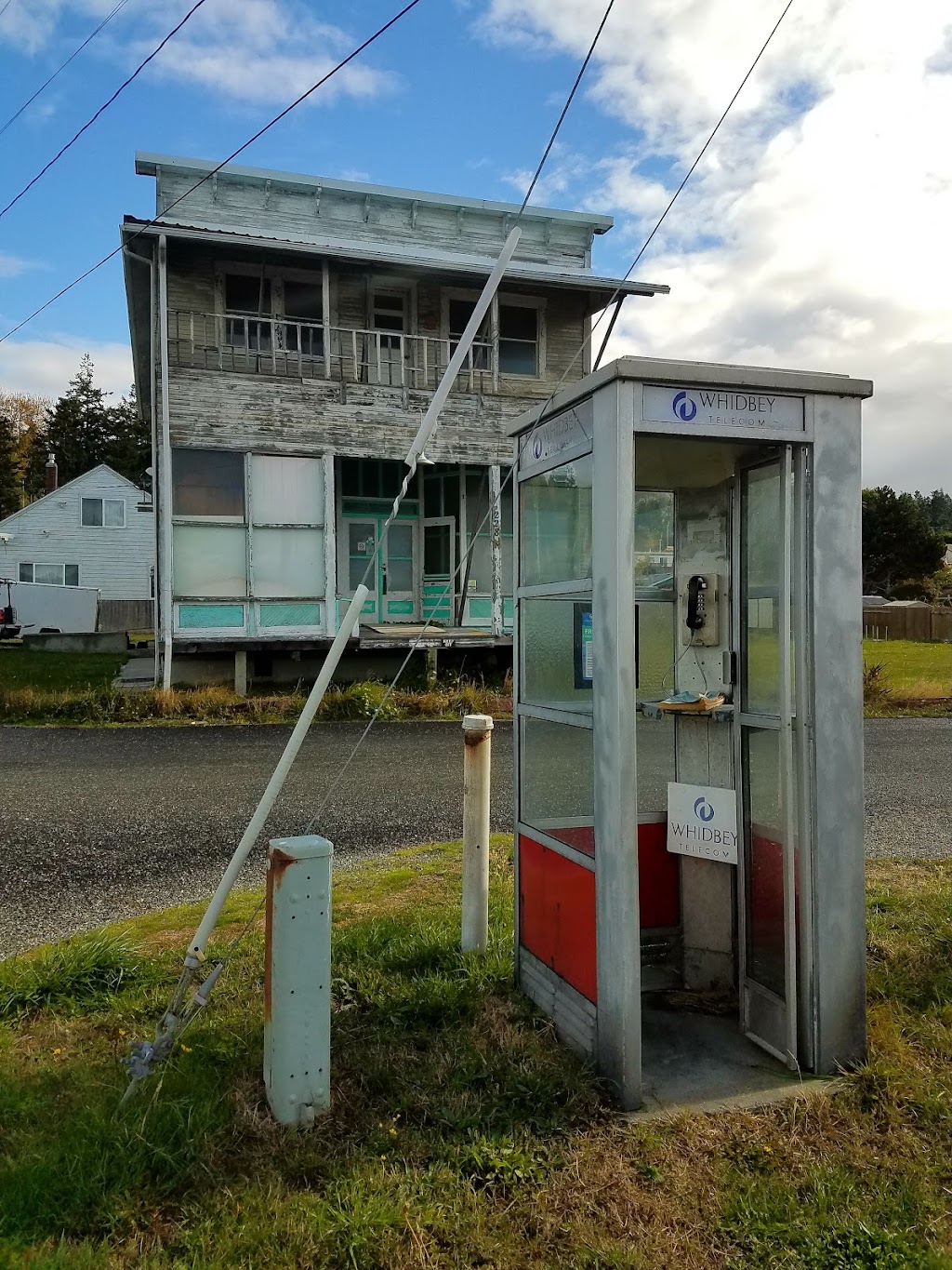 Bush Point Wharf B & B | 229 E Spyglass Dr, Freeland, WA 98249, USA | Phone: (360) 331-0405