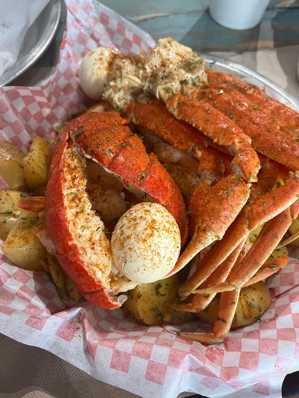 Krab Kingz Seafood | 5860 Delmar Blvd, St. Louis, MO 63112, USA | Phone: (314) 390-2004