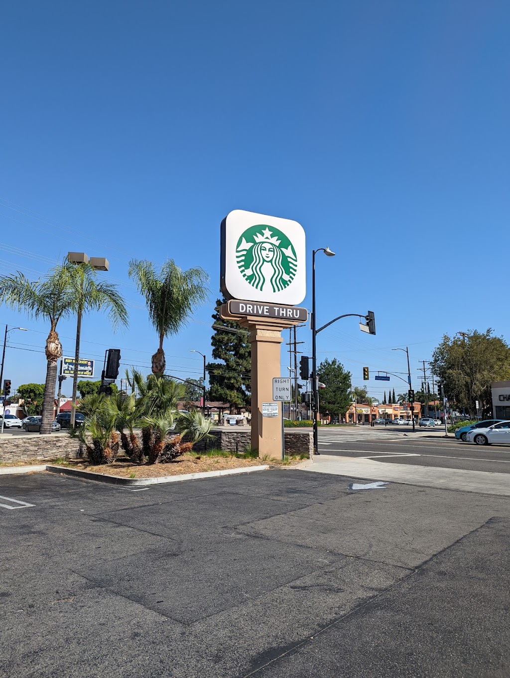 Starbucks | 17901 Chatsworth St, Granada Hills, CA 91344, USA | Phone: (818) 363-5973