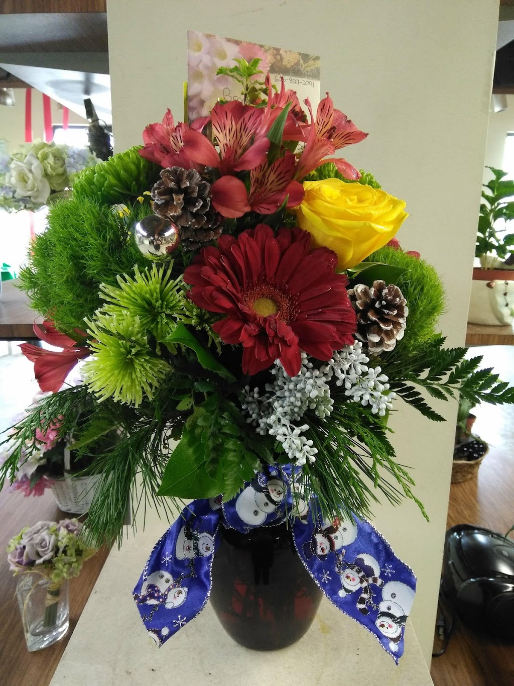 Nichols Florist | 8620 Sierra Ave, Fontana, CA 92335, USA | Phone: (909) 822-0634