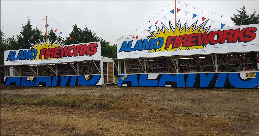 Alamo Fireworks Stand | 12822 N US Hwy 75, Van Alstyne, TX 75495, USA | Phone: (210) 667-1106