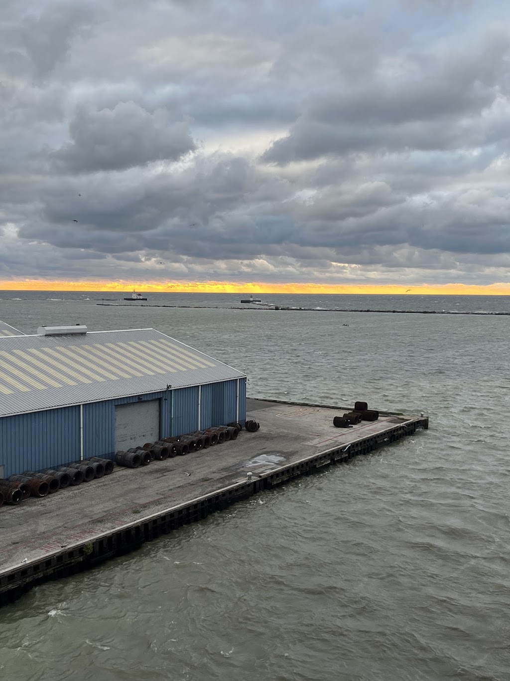 Yellow Lot | 600 Erieside Ave, Cleveland, OH 44114, USA | Phone: (216) 861-3021