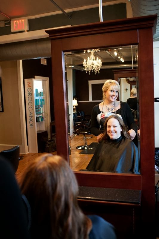 The Parlour Salon & Spa | 7940 Victoria Dr Suite 101, Victoria, MN 55386, USA | Phone: (952) 679-4805