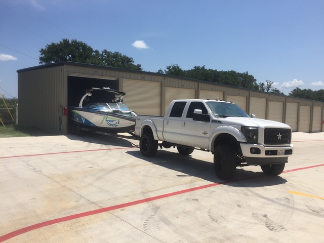 Austin Lakeside Boat & RV Storage | 1305 Pace Bend Rd N, Spicewood, TX 78669, USA | Phone: (512) 264-2312