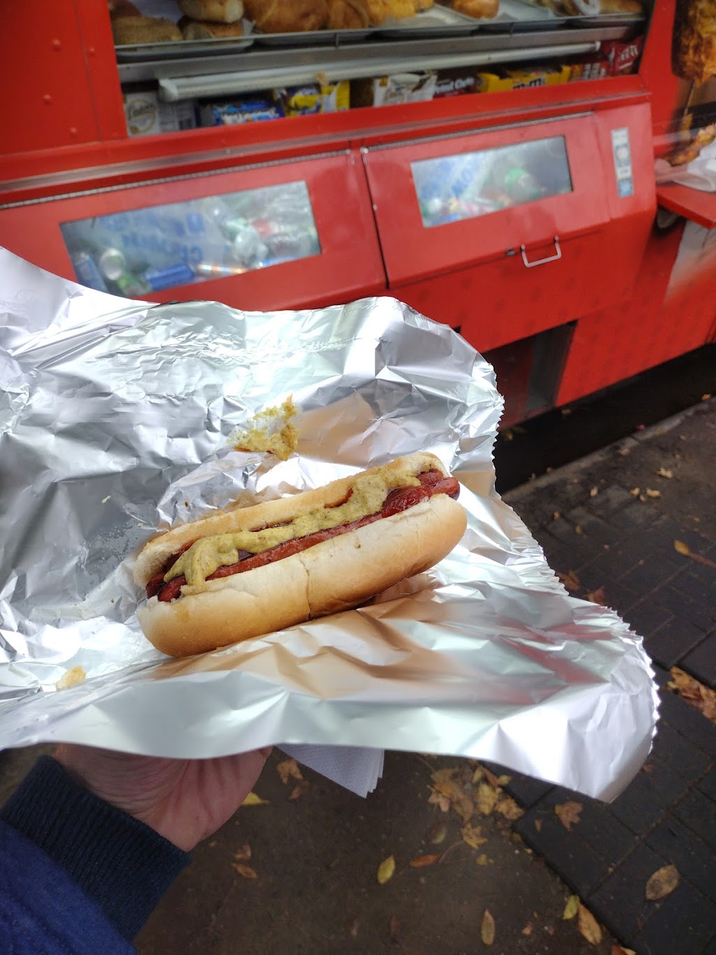 Mobile food supplier ( food cart) | 99-11 Ditmars Blvd, Queens, NY 11369, USA | Phone: (646) 229-5304