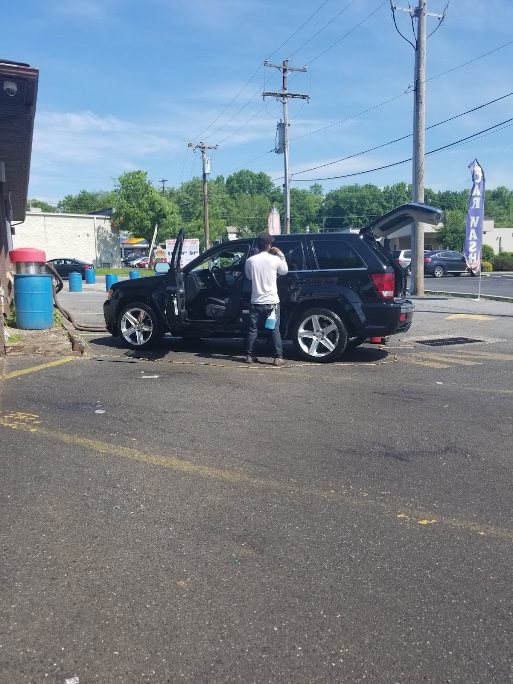 Sunset Drive Car Wash Inc | 1519 Sunset Dr, Pottstown, PA 19464, USA | Phone: (610) 323-3673