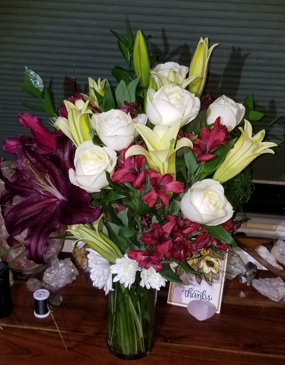 Floral Creations by kelly | 1157 NE Hawthorne Ave, Hillsboro, OR 97124, USA | Phone: (503) 714-6223