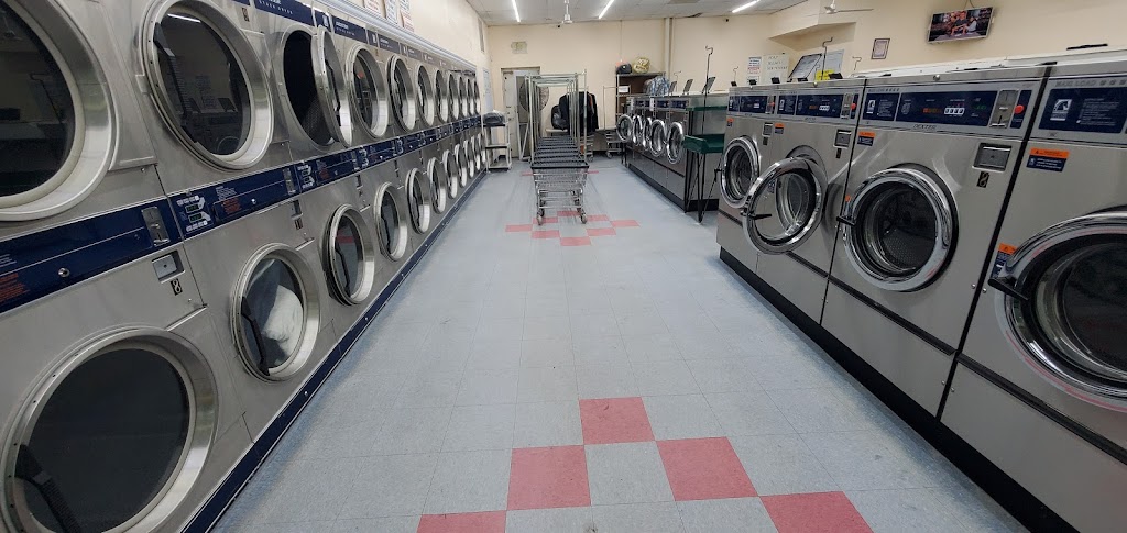 Coin Laundry | 1330 Peachtree Industrial Blvd Suit A1, Sugar Hill, GA 30518, USA | Phone: (470) 223-8681