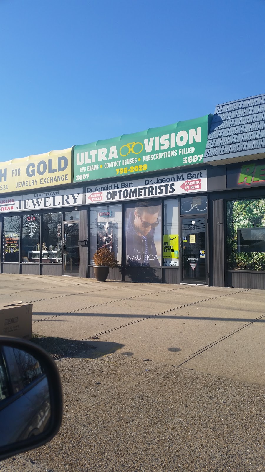 Ultra Vision Optical - Dr. Jason M. Bart | 812 Hicksville Rd, North Massapequa, NY 11758, USA | Phone: (516) 796-2020