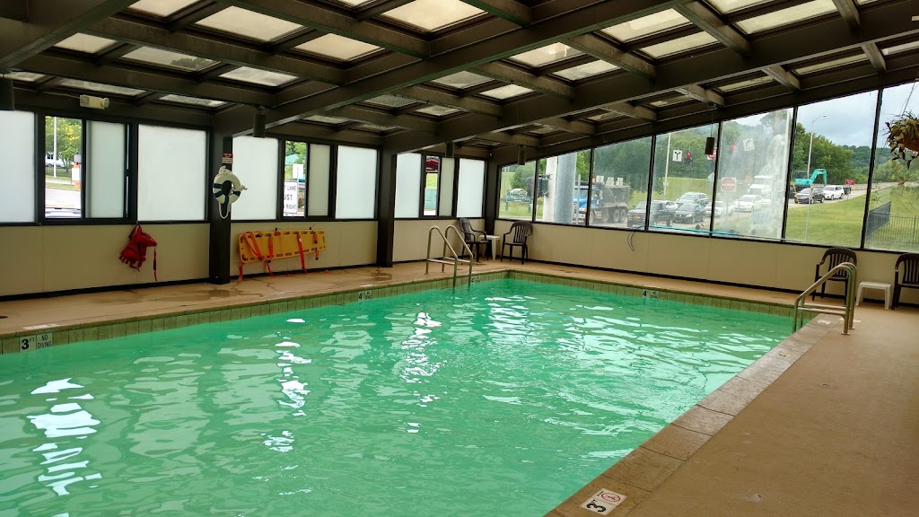 Capital Plaza Hotel | 405 Wilkinson Blvd, Frankfort, KY 40601, USA | Phone: (502) 227-5100