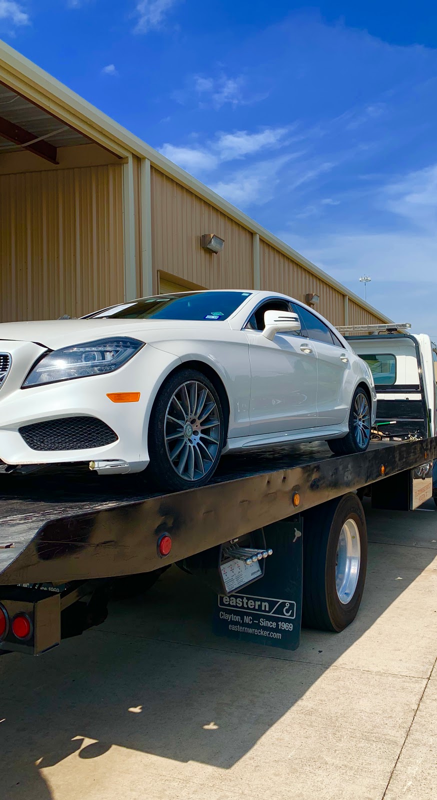 Espinal Towing Service | 16119 Wisteria Hill St, Houston, TX 77073, USA | Phone: (832) 781-7217