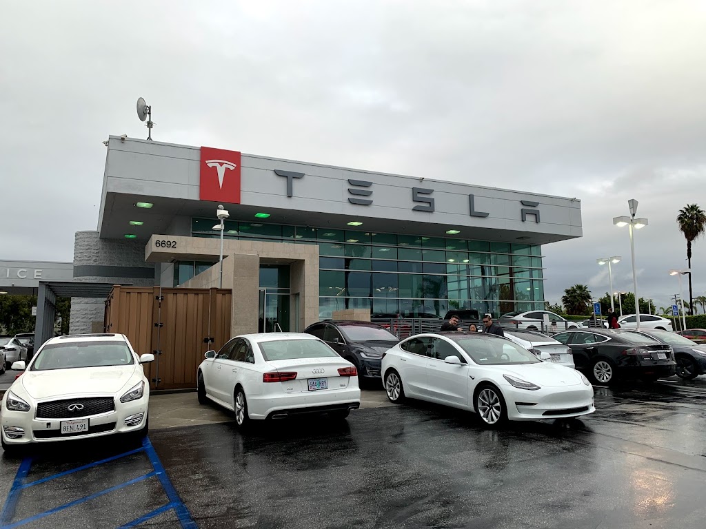 Tesla | 6692 Auto Center Dr, Buena Park, CA 90621, USA | Phone: (714) 735-5696