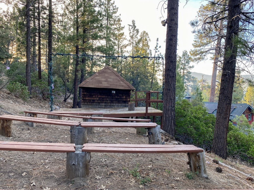 ITH Big Bear Lake Hostel and Retreat Center | 657 Modoc Dr, Big Bear Lake, CA 92315, USA | Phone: (909) 467-6636