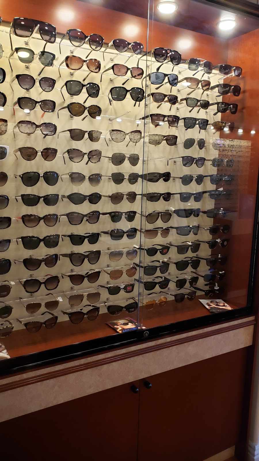Dr. Hernandez Optometry | 6134 Pacific Blvd, Huntington Park, CA 90255, USA | Phone: (323) 589-3381