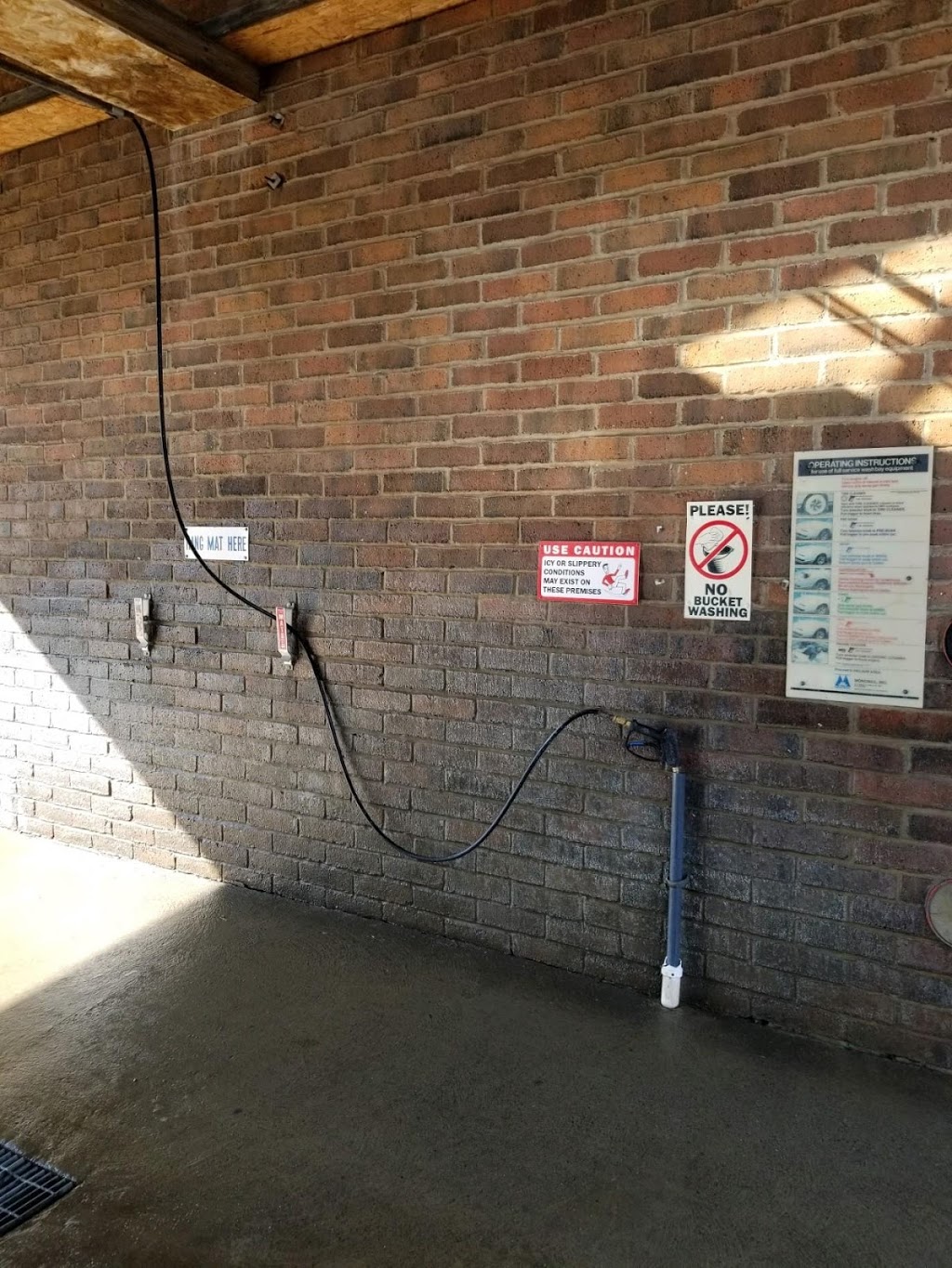 Dr. huggs Carwash | 6283 Transit Rd, Depew, NY 14043, USA | Phone: (716) 773-7839