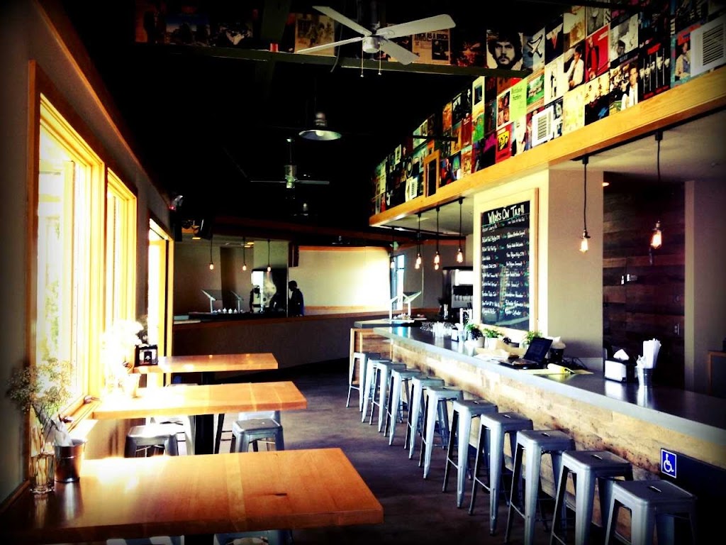 Amplified Ale Works Kitchen + Beer Garden | 4150 Mission Blvd #208, San Diego, CA 92109, USA | Phone: (858) 270-5222