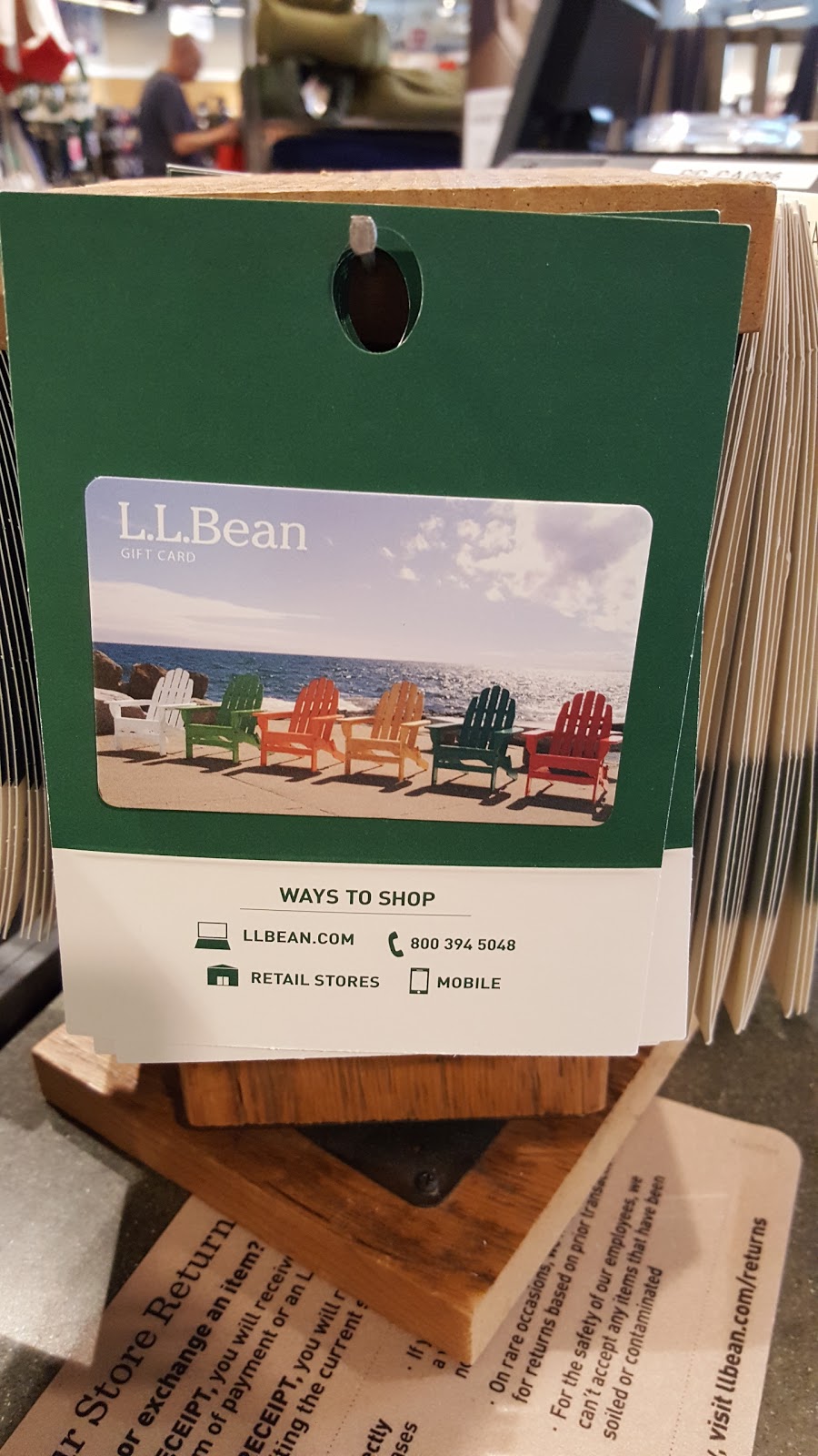 L.L.Bean | 700 Paramus Park, Paramus, NJ 07652, USA | Phone: (888) 490-3837