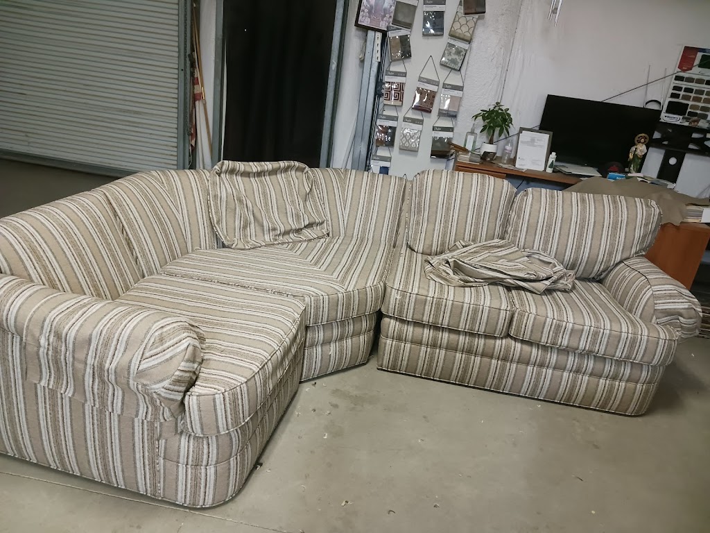 DL CUSTOM UPHOLSTERY | 15748 Mesa St, Hesperia, CA 92345, USA | Phone: (626) 409-5071