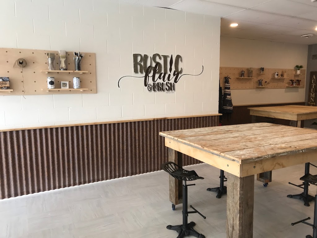 Rustic Flair & Brush | 113 Melmore St, Tiffin, OH 44883, USA | Phone: (419) 618-0212