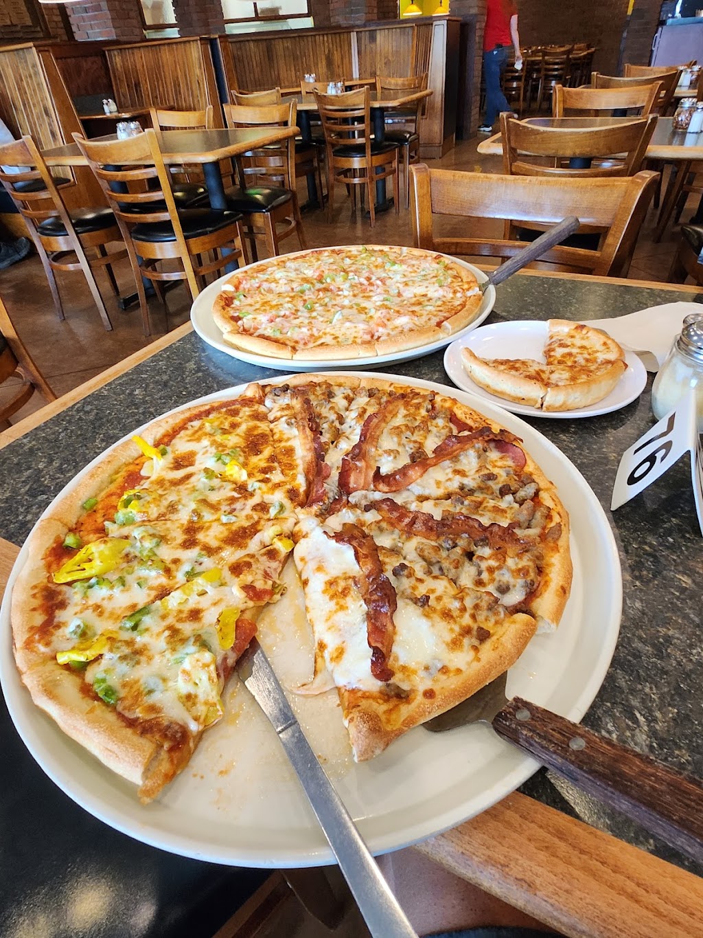 Godfathers Pizza | 4628 Brandt Pike, Huber Heights, OH 45424, USA | Phone: (937) 233-9900