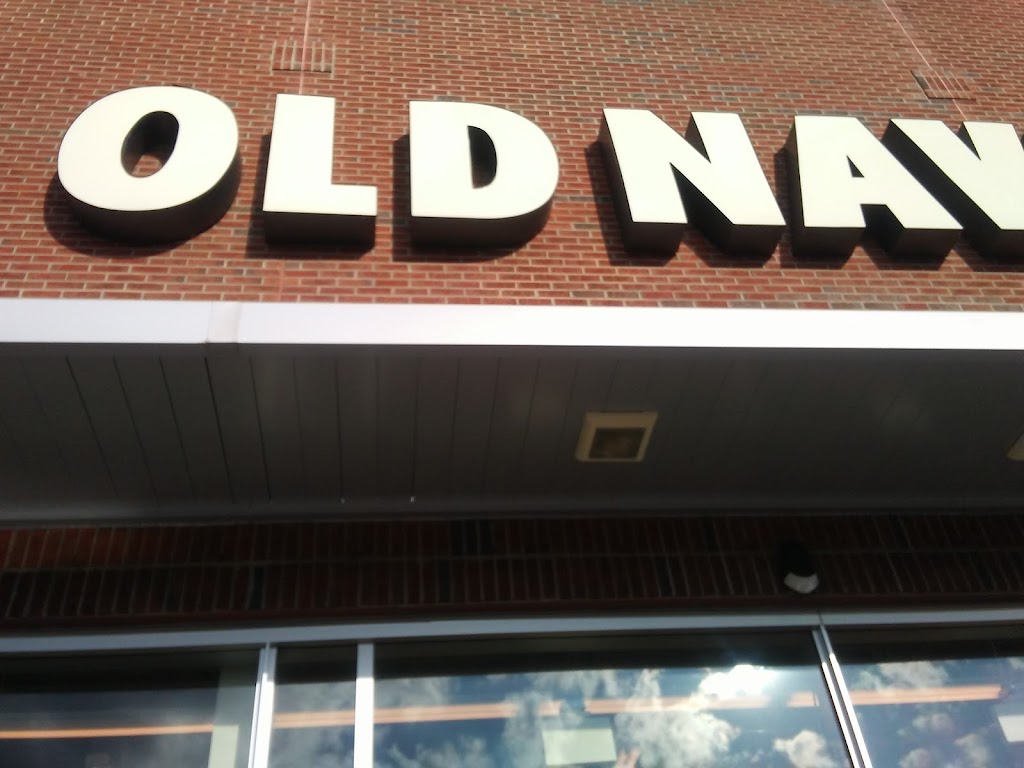 Old Navy | 7001 Fayetteville Rd Suite 126, Durham, NC 27713 | Phone: (919) 323-8669