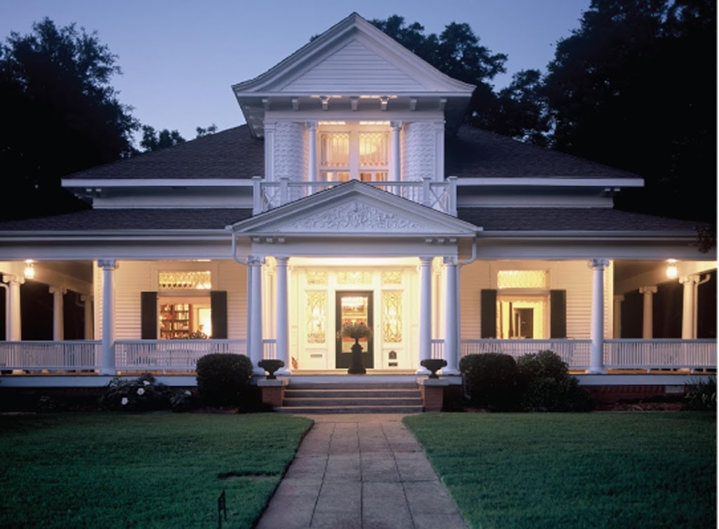 Chaska House Bed & Breakfast | 716 W Main St, Waxahachie, TX 75165, USA | Phone: (214) 213-5837