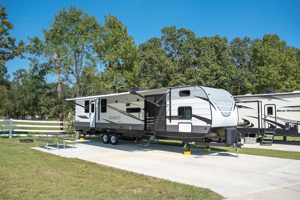 The Retreat RV & Camping Resort | 27514 Huffman Cleveland Rd, Huffman, TX 77336, USA | Phone: (713) 452-1820