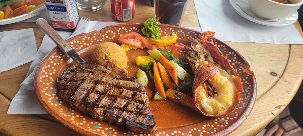 Splash Restaurant and Bar | Ensenada - Rosarito B.C B.C MX, El campito, Carretera Libre 1015-km 52.5, 22710 Primo Tapia, B.C., Mexico | Phone: 661 688 0947
