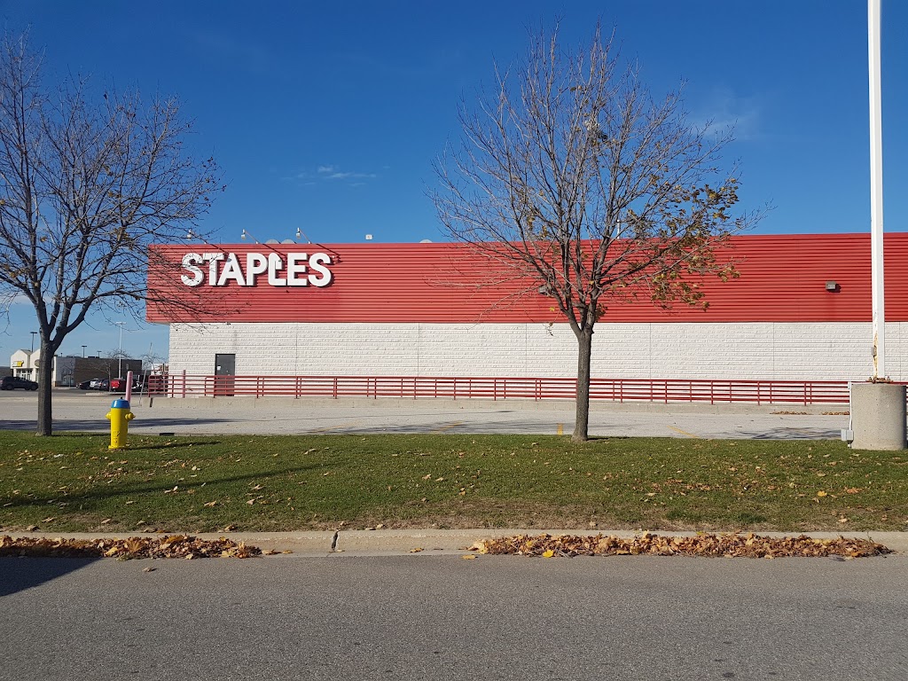 Staples | 4511 Walker Rd, Windsor, ON N8W 3T6, Canada | Phone: (519) 972-5127