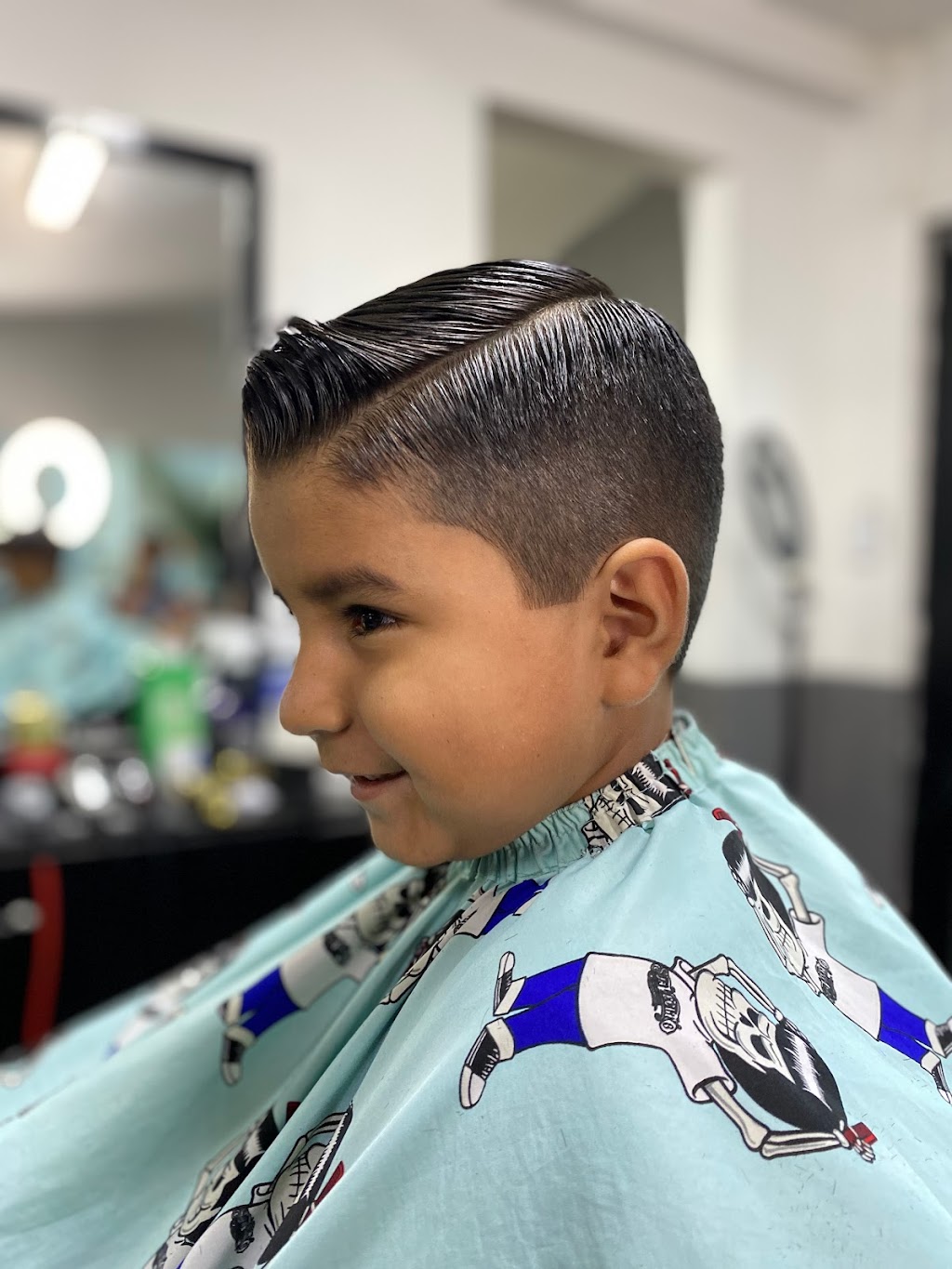 Estética y barbería Vicky’s | Tecate - Tijuana 9250, Ejido Ojo de Agua, 22254 Tijuana, B.C., Mexico | Phone: 664 406 8482