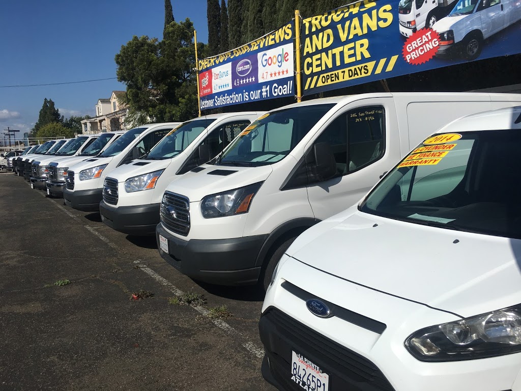 Auto Wholesale Company -Commercial Vehicle Dealer | 1013 N Harbor Blvd, Santa Ana, CA 92703, USA | Phone: (714) 760-4571