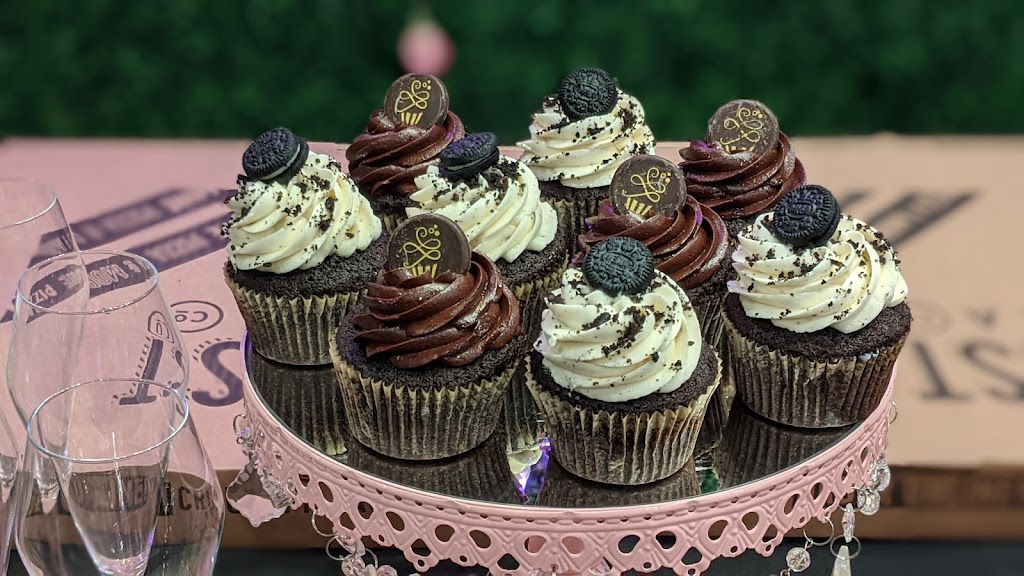 Cupcakes & Bubbles | Creekside Park, Village Green, 26400 Kuykendahl Rd, Tomball, TX 77375, USA | Phone: (832) 559-7511