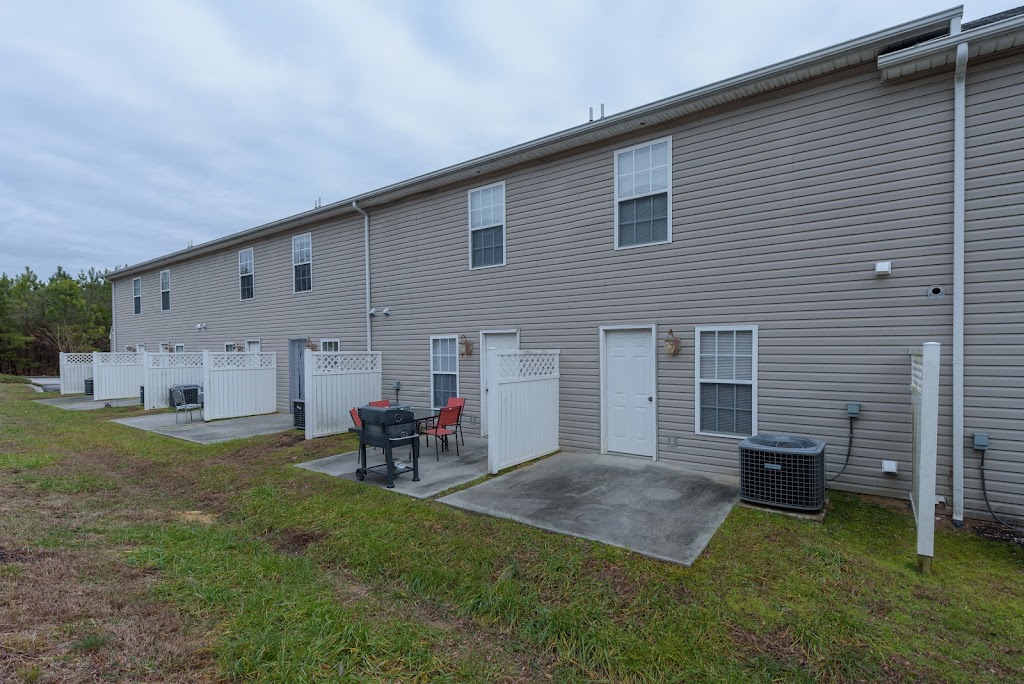 Turnpike Townhome Apartments | 1300 Franklin Turnpike #B1, Danville, VA 24540, USA | Phone: (434) 478-0443