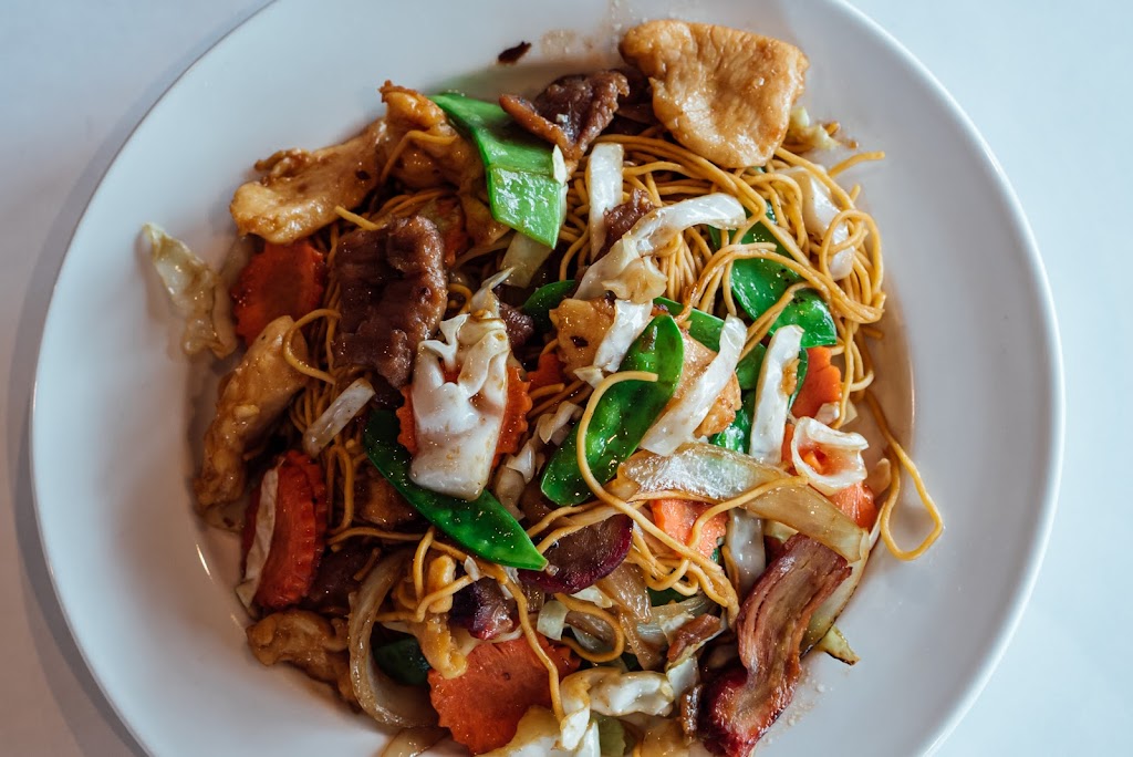 Red Moon Asian Cuisine | 582 Prairie Center Dr, Eden Prairie, MN 55344, USA | Phone: (952) 941-6556