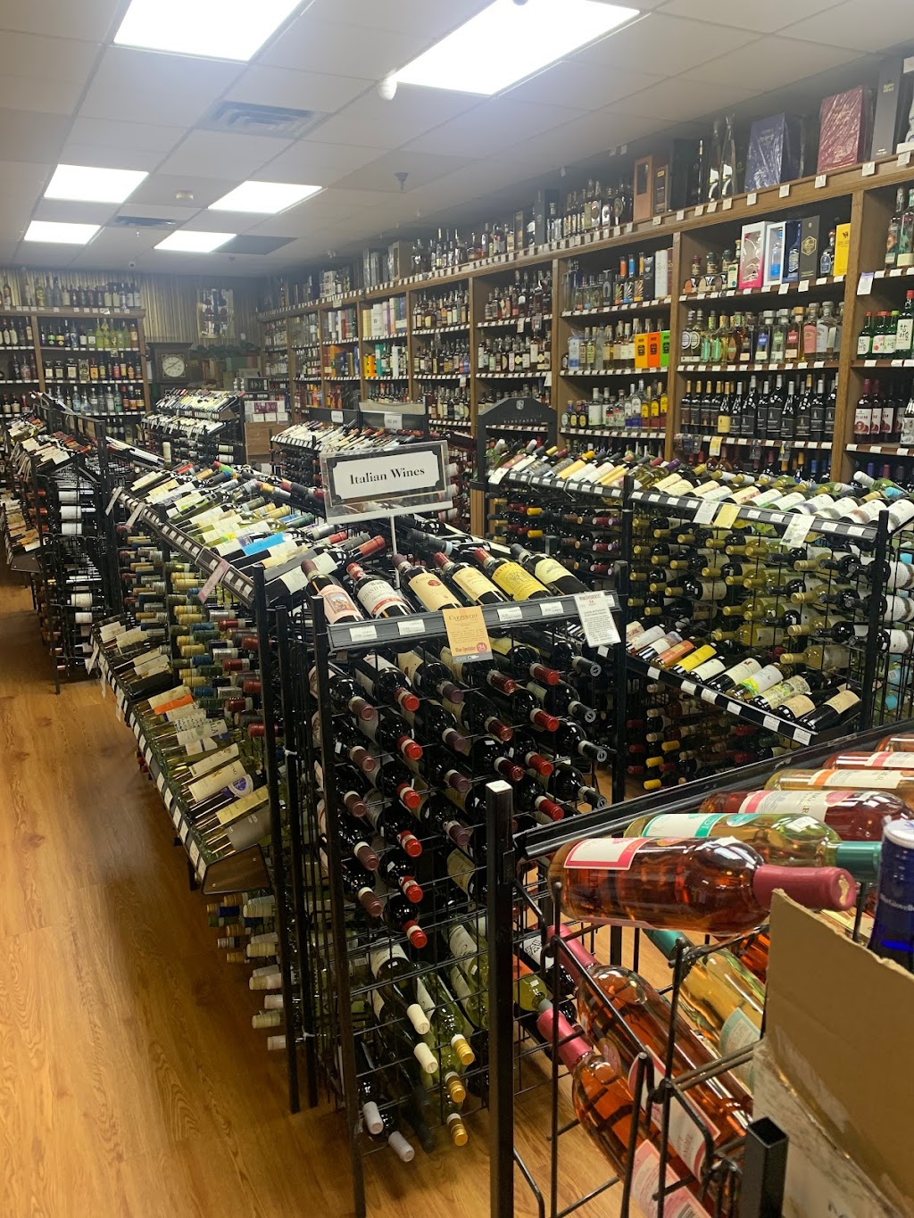 Four J Wine & Liquor Inc | 875 Saw Mill River Rd, Ardsley, NY 10502, USA | Phone: (914) 693-7802