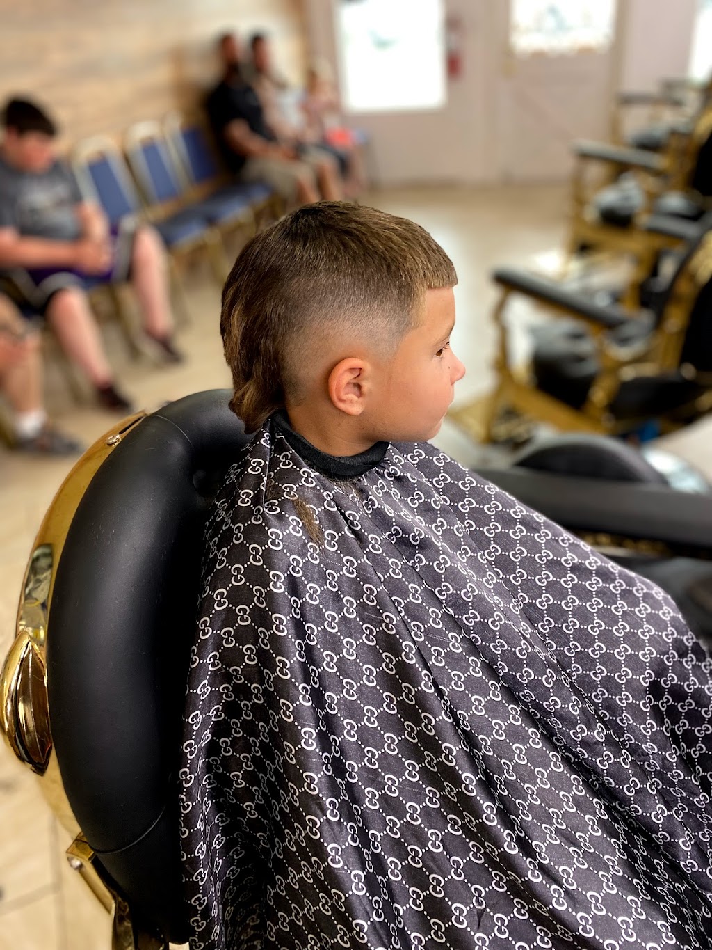 2FRESH BARBERSHOP | 5128 Commercial Way, Spring Hill, FL 34607, USA | Phone: (352) 600-7321