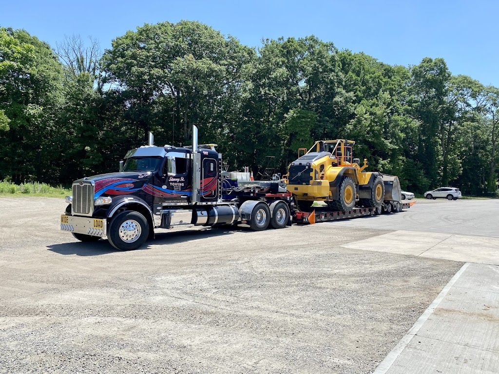 Sterry Street Towing | 24 Rice St, Attleboro, MA 02703, USA | Phone: (508) 761-4777