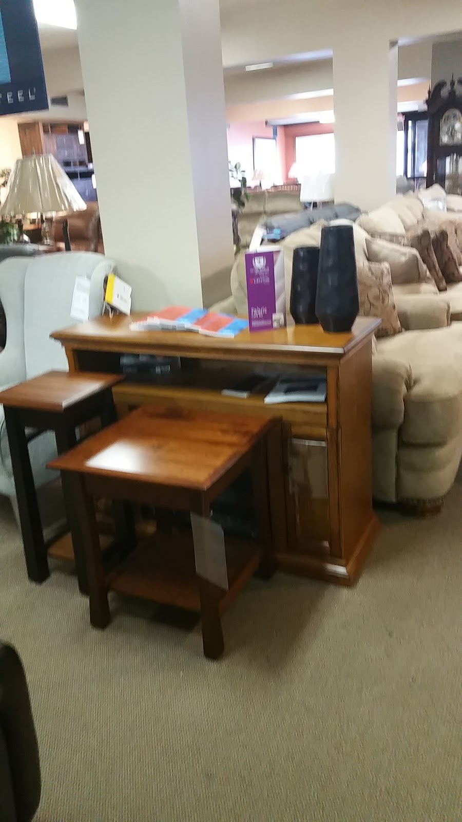 Eatons Hometowne Furniture | 401 N Maple St, Eaton, OH 45320, USA | Phone: (937) 456-4446