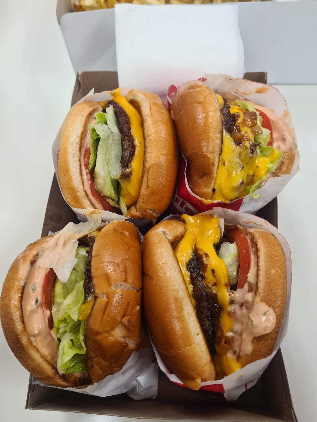 In-N-Out Burger | 22410 Van Buren Boulevard, Riverside, CA 92518, USA | Phone: (800) 786-1000