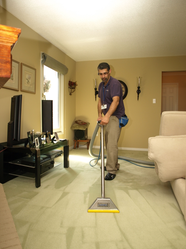 Lewisville Carpet Cleaning | 890 N Mill St, Lewisville, TX 75057, USA | Phone: (214) 253-9056